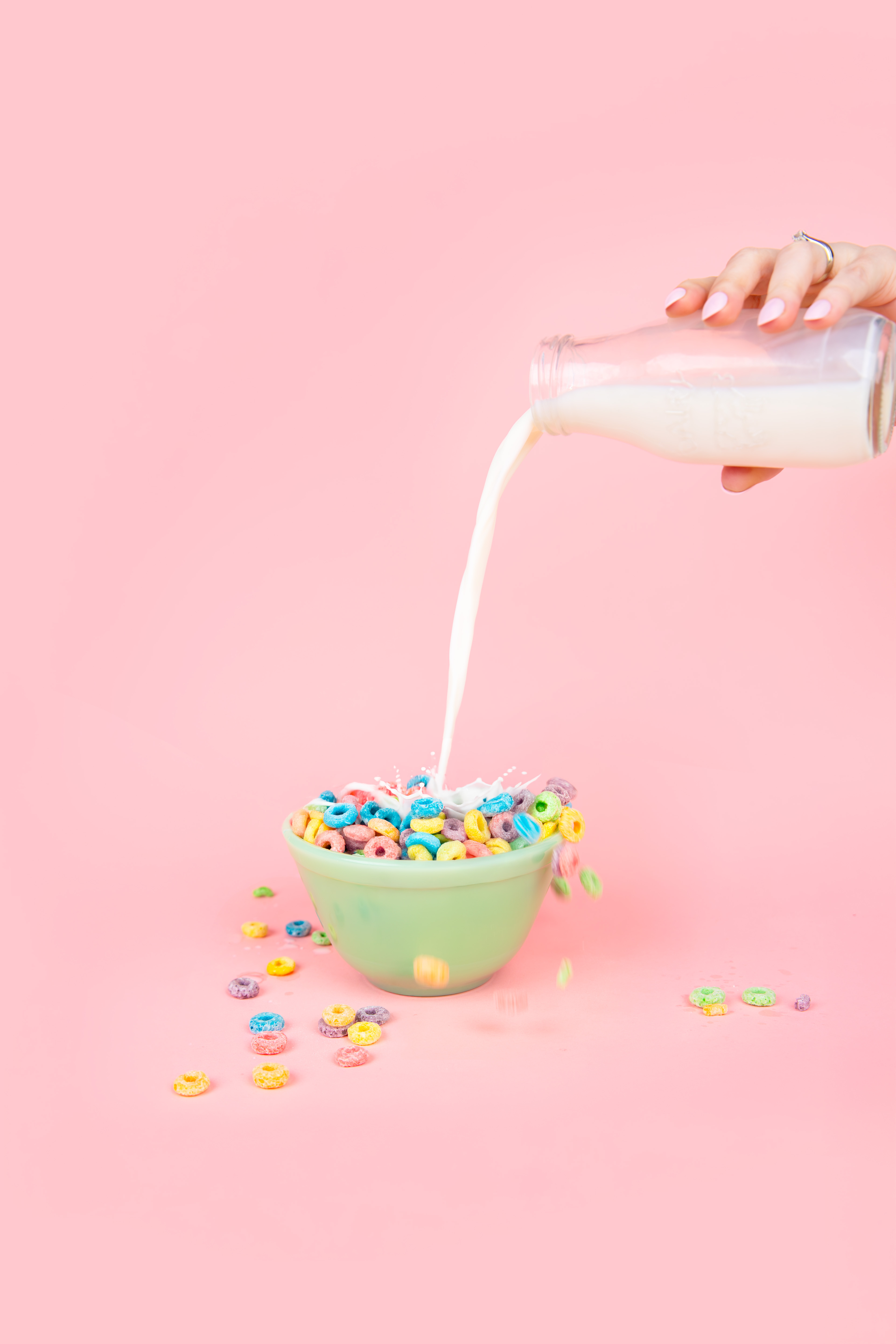 Floral candle, wax melts, and soap with the In Bloom floral fragrances flight.